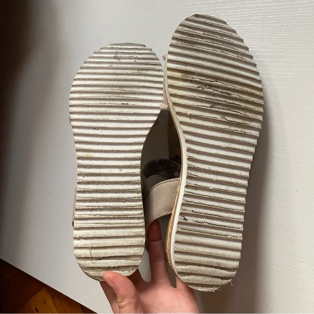 BOBS from Skechers step into